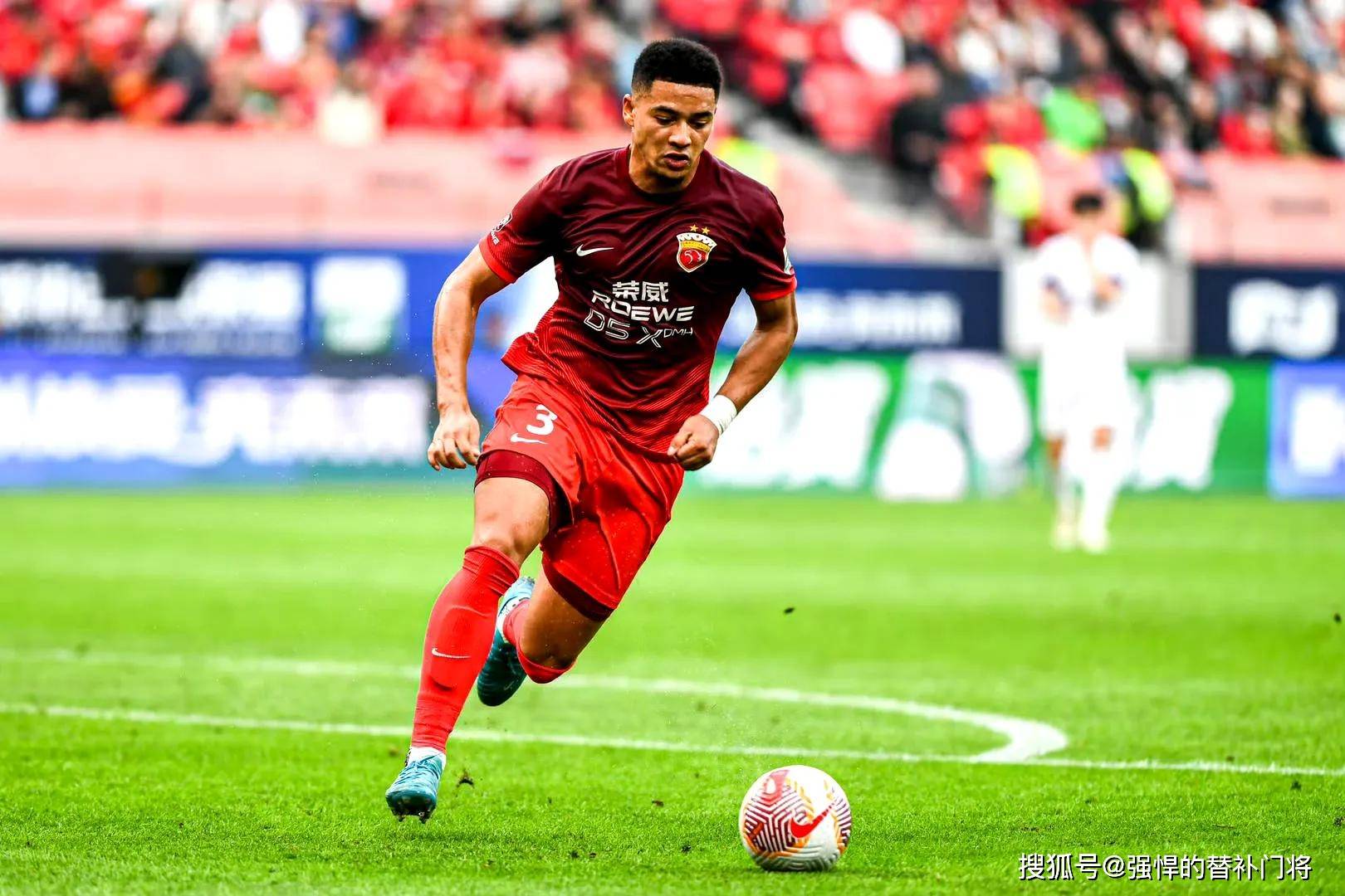 JIUYOUSPORTS-包含亚冠倒计时,新疆广汇今夜扳平良机,细节引发关注,底气十足,身体对抗强度拉满的词条