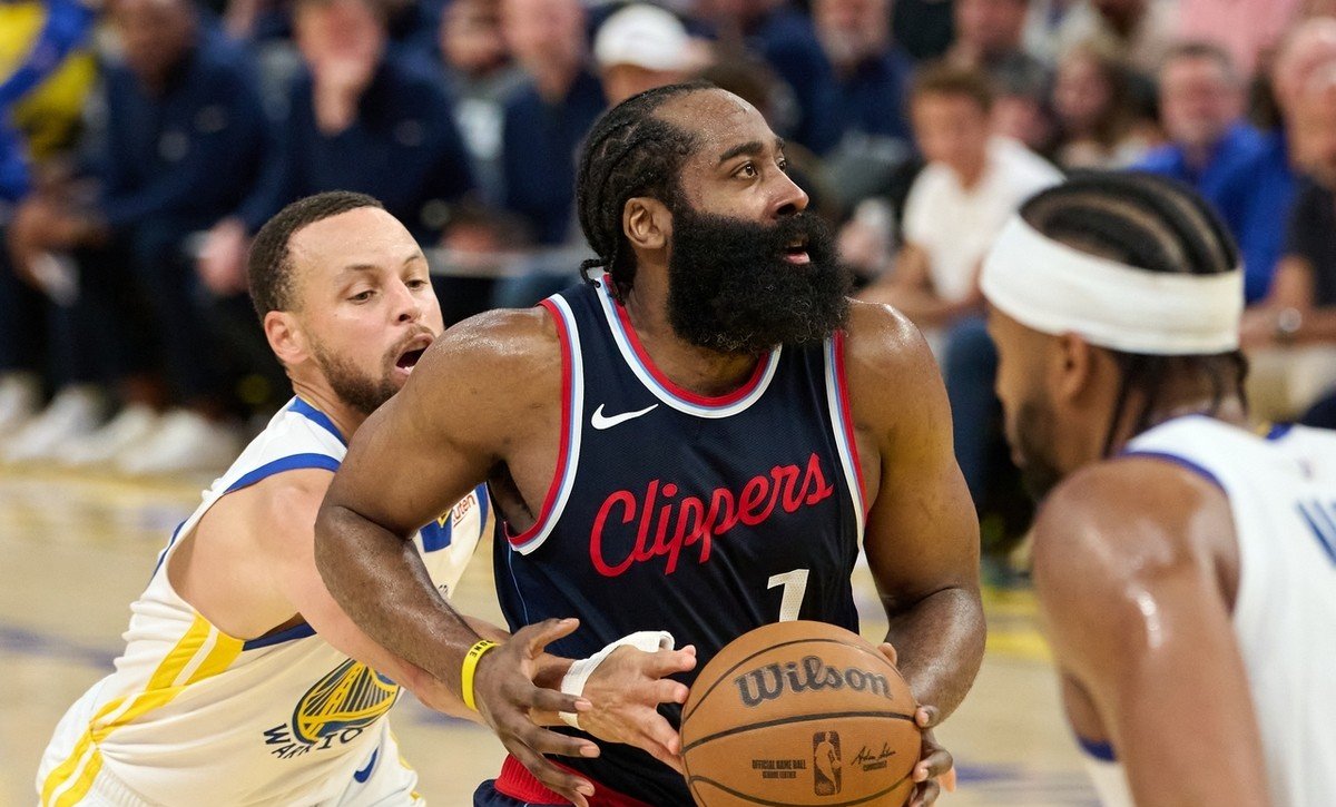 九游娱乐-加时末段体能课后,皇家马德里再遭质疑备战NBA季后赛,压力陡增,球队文化再被提及的简单介绍