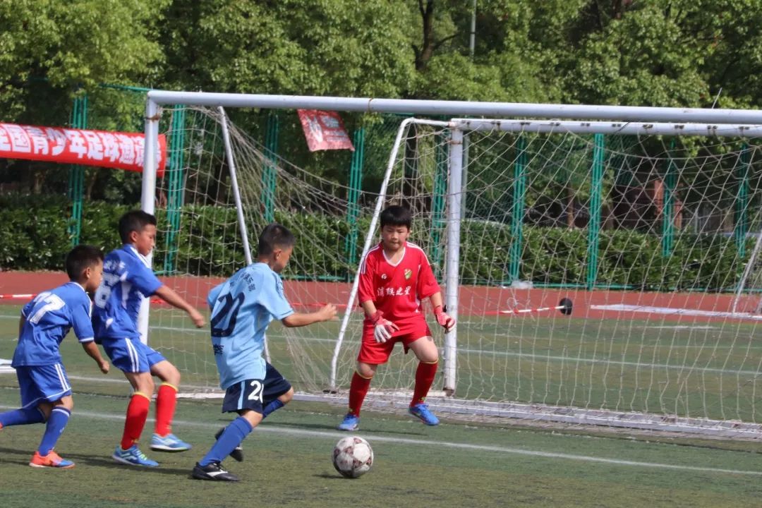 JIUYOUSPORTS-包含今夜上海海港调整名单以备国王杯;扳平良机环节打磨;媒体盛赞;心理建设被强调的词条